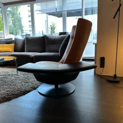 Sessel PLI Leder T35 Cuoio Braun Drehteller Schwarz Matt Mit Beinauflage Leder T49 Espresso Dunkelbraun