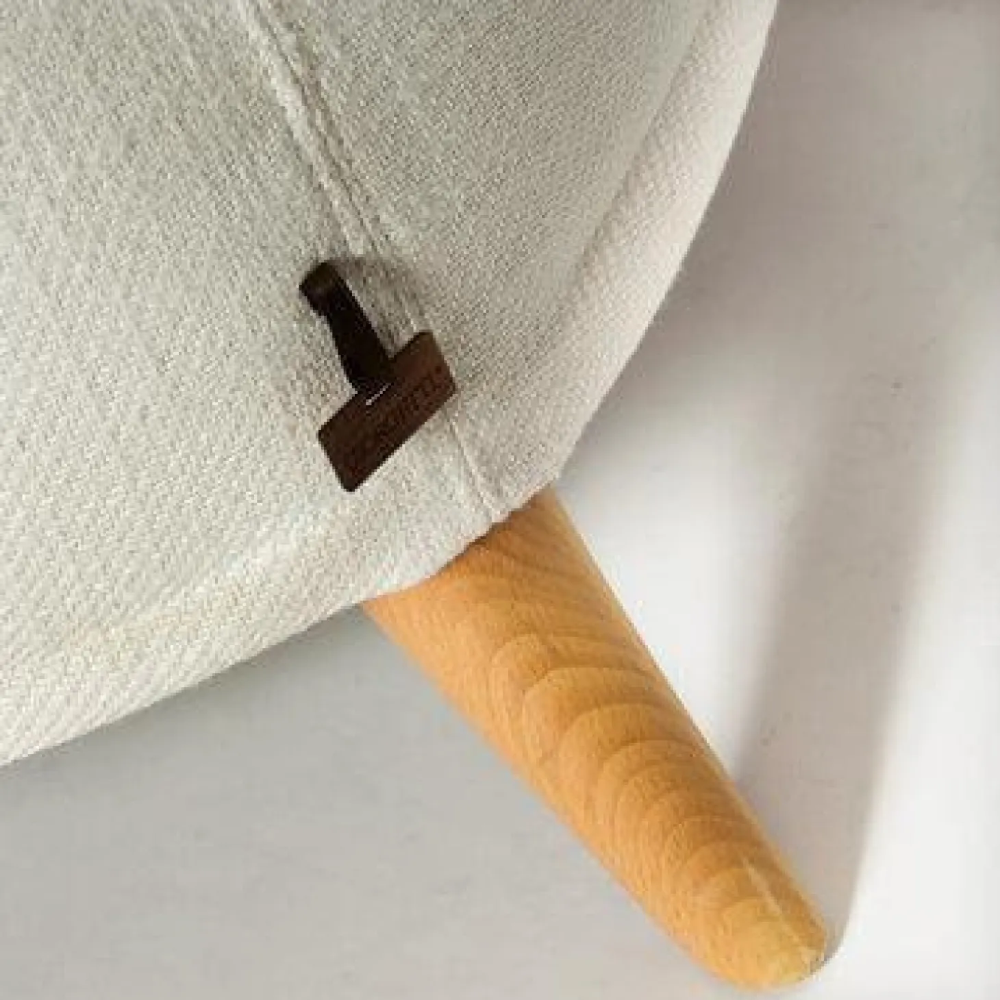 Sessel Progetti Stoff Lavello Weiß Gestell Buche Natur