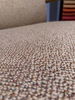 Sessel Quadroo 17350 Stoff O1034 Khaki Braun Gelb Grün Gestell FC8 M99 Schwarz Pulverbeschichtet