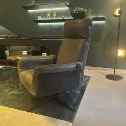 Sessel Shelby Außen Leder Kashmir Schwarz Innen Leder Naturale Espresso Braun Gestell Stahl Schwarz Pulverbeschichtet