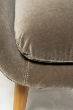 Sessel Swoon Stoff Harald 2 Schlammfarben 242 Cat. 2 Braun Gestell Eiche Lackiert