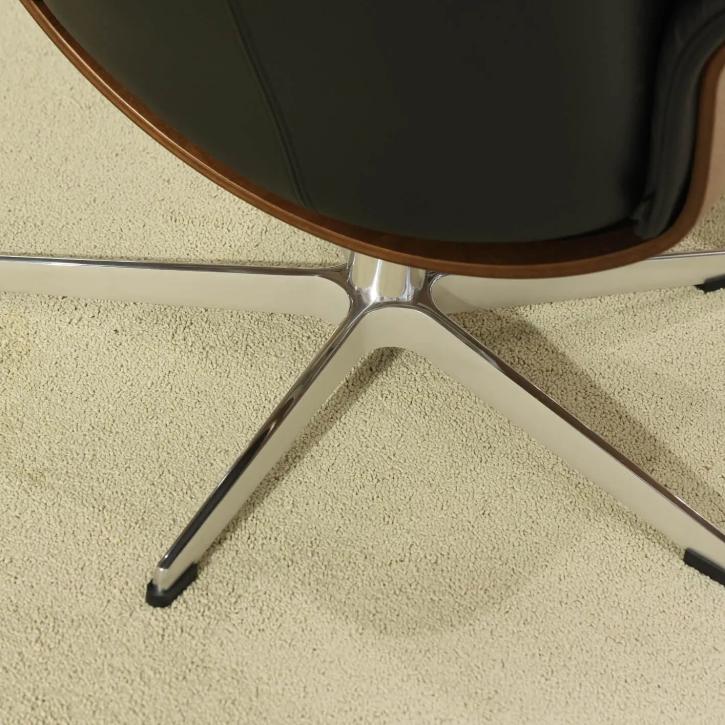 Sessel Time Out 6003 Leder 2514 89 Fantasy Black Schwarz Sitzschale Walnuss Fuß Aluminium Mit Hocker