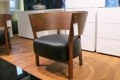 Sessel Tosai Leder L3 Schwarz Gestell Nussbaum