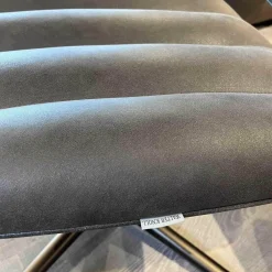 Sessel Und Hocker Healey Lounge Leder Vintage mit Hocker 1410 Cigar 4-Fuss Kreuzgestell Alu Matt Bro