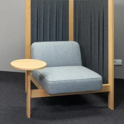 Sessel Velum Mit Rück- und Seitenwand und Tisch