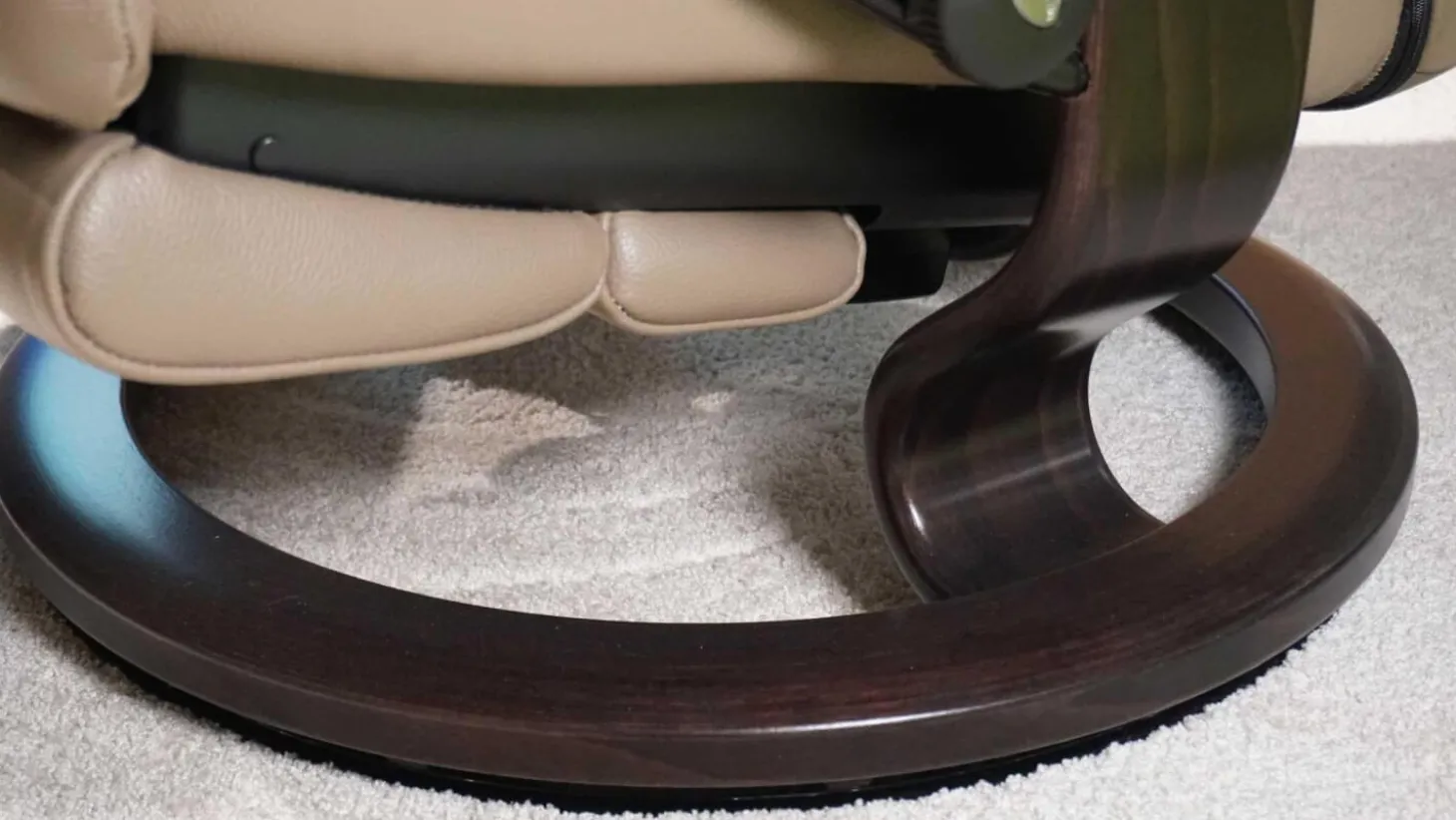 Sessel View M Leder Batick Mole Braun Füße Classic Wenge Gebeizt Mit Power Leg And Back