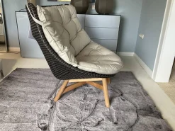 Sessel Wing Chair Mbrace Stoff A 462 Cool Sage Grau Fasergeflecht Arabica Schwarz Braun Füße Teakholz