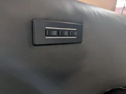 Sessel WK687 Bosso 7321 Leder Dino Schwarz mit motorischen Funktionen