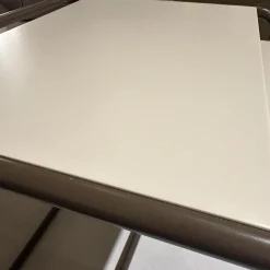 Set Beistelltische B97 Gestell TS 8005 Lackiert Schokobraun Braun Platte Decklack TS 3005 Warmgrau Grau