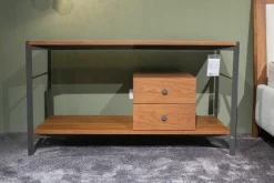 Sideboard 914 Holzfurnier Farblos Lackiert Nussbaum Amerikanisch Gestell Stahl Lackiert