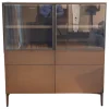 Sideboard 505 Korpus Dolomiti Grau Fronten Glaze Glastüren Zinnfarbig Abdeckplatte Taubengrau Metallgestell Zinnfarbig