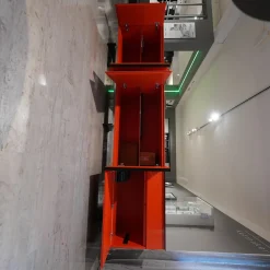 Sideboard Alea Lack Blutorange Rahmengestell und Griffleisten Alu Schwarz Matt