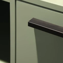 Sideboard Biella Front Lack L460 Salbeigrün Satin Korpus K190 Lavaschwarz