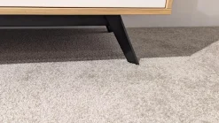 Sideboard Calea Lack Seidenmatt Weiß Akzente Wildeiche Natur Füße Schwarz