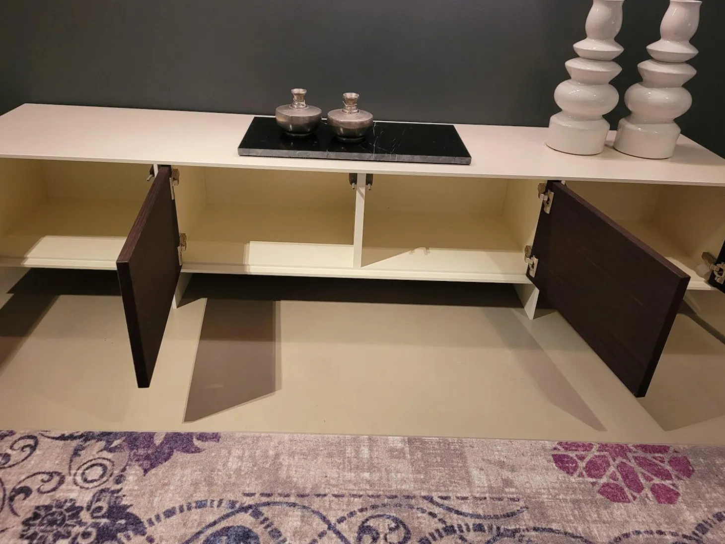 Sideboard Face TV-Möbel Seidenglanz Weiß Dunkles Holz