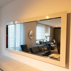 Sideboard GAP 23LI Lack Pearl Matt Sockel Spiegelschichtstoff Chrom Glänzen mit Spiegel