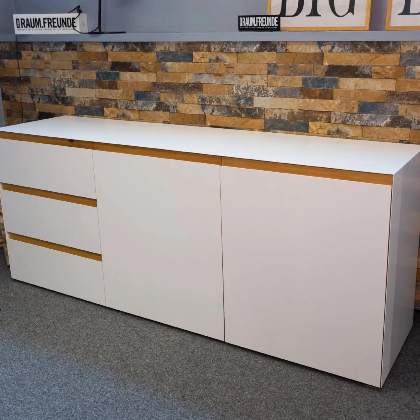 Sideboard Göte Eiche Massiv Geölt Metall Weiß Matt Lackiert Kunststoff Schwarz