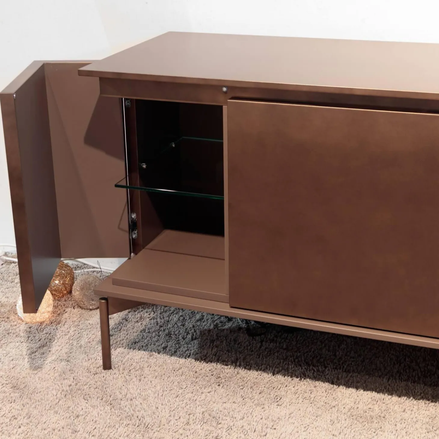 Sideboard Hug Lack Bronze Metallic