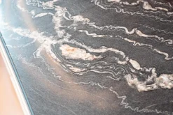 Sideboard Just Cube Bold Lack Greige M08 mit Stein-Abdeckplatte Quarzit