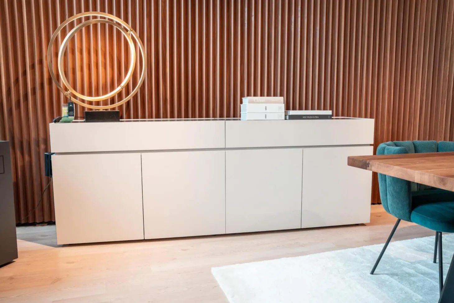 Sideboard Just Cube Bold Lack Greige M08 mit Stein-Abdeckplatte Quarzit