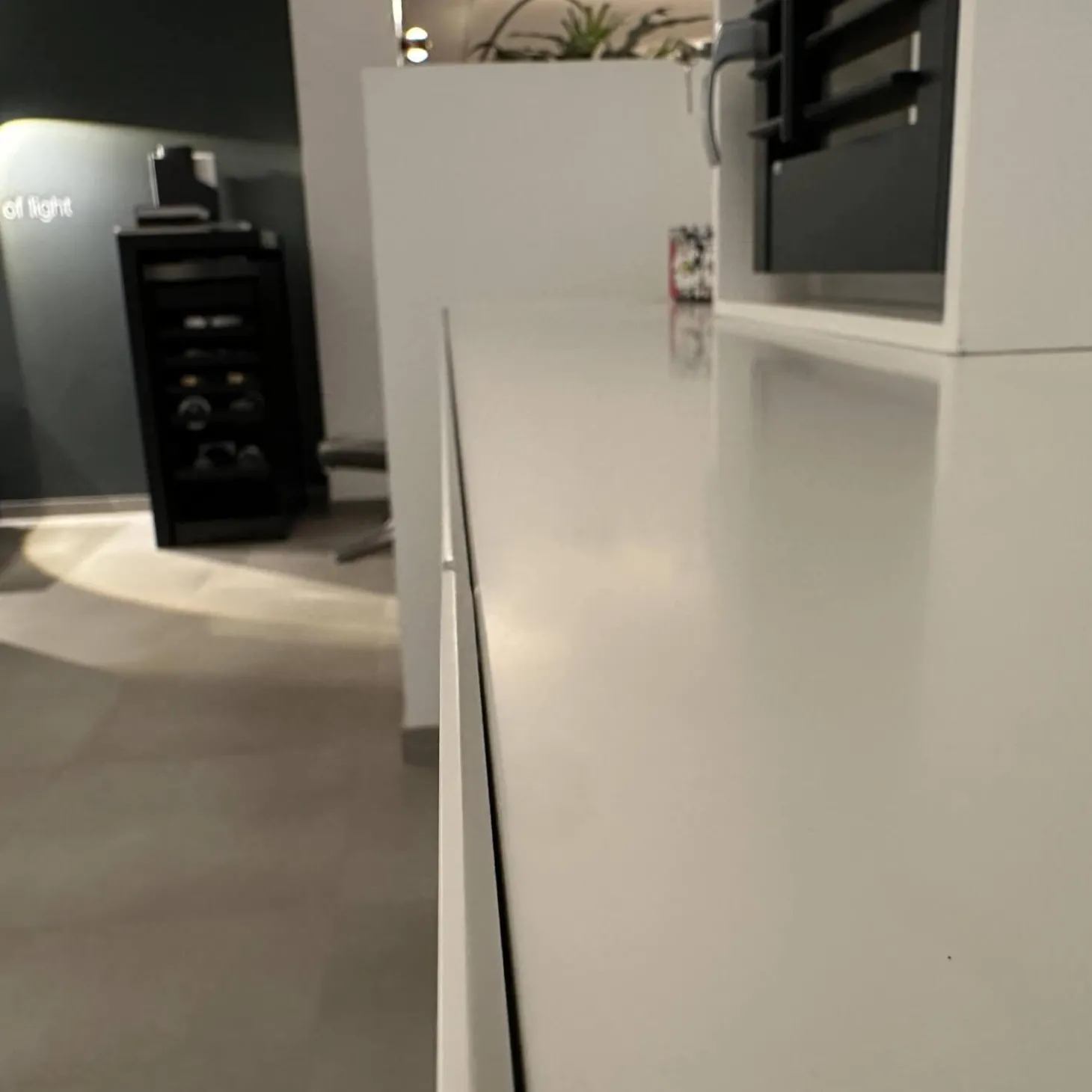 Sideboard Just Cube Bold Front Lack Weiß Korpus Lack Anthrazit