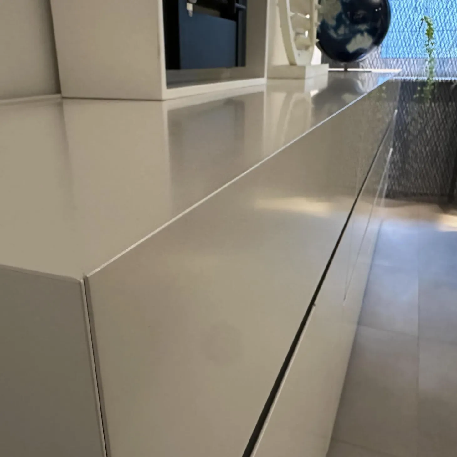 Sideboard Just Cube Bold Front Lack Weiß Korpus Lack Anthrazit