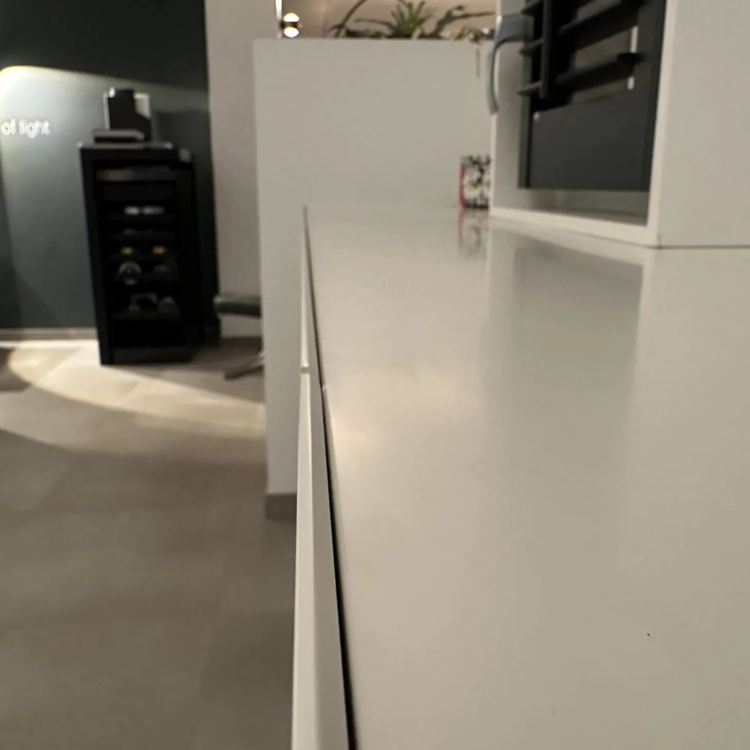 Sideboard Just Cube Bold Front Lack Weiß Korpus Lack Anthrazit