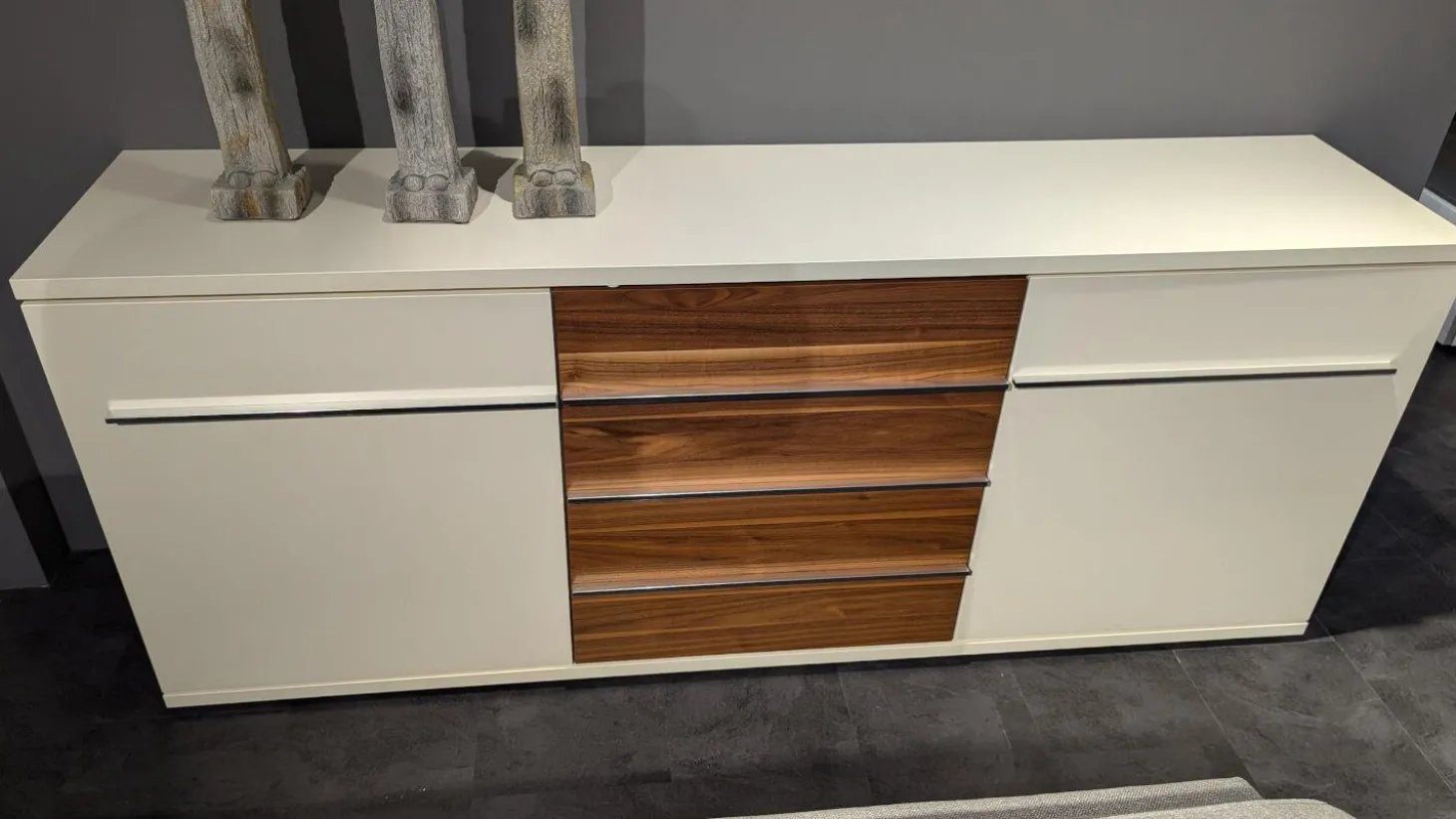 Sideboard Kito Lack Weiß Absetzung Holz Caruba Nuss