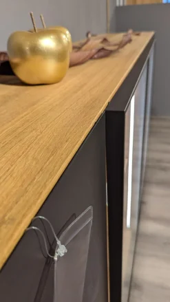 Sideboard Linja 152250 Rustikale Asteiche Hartwachsöl Und Metall RAL Grau Braun Mit LED Beleuchtung Ohne Dekoration