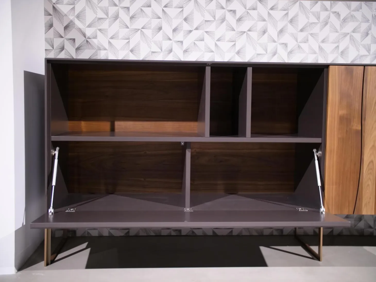 Sideboard Mileto Astnussbaum Massiv Lack Zartbitter Anthrazit Inklusive Beleuchtung