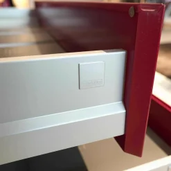 Sideboard Mit 3er-Set Hängeboden Cube Rot