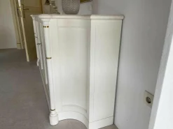 Sideboard MM Stichlack Creme mit Messingapplikationen
