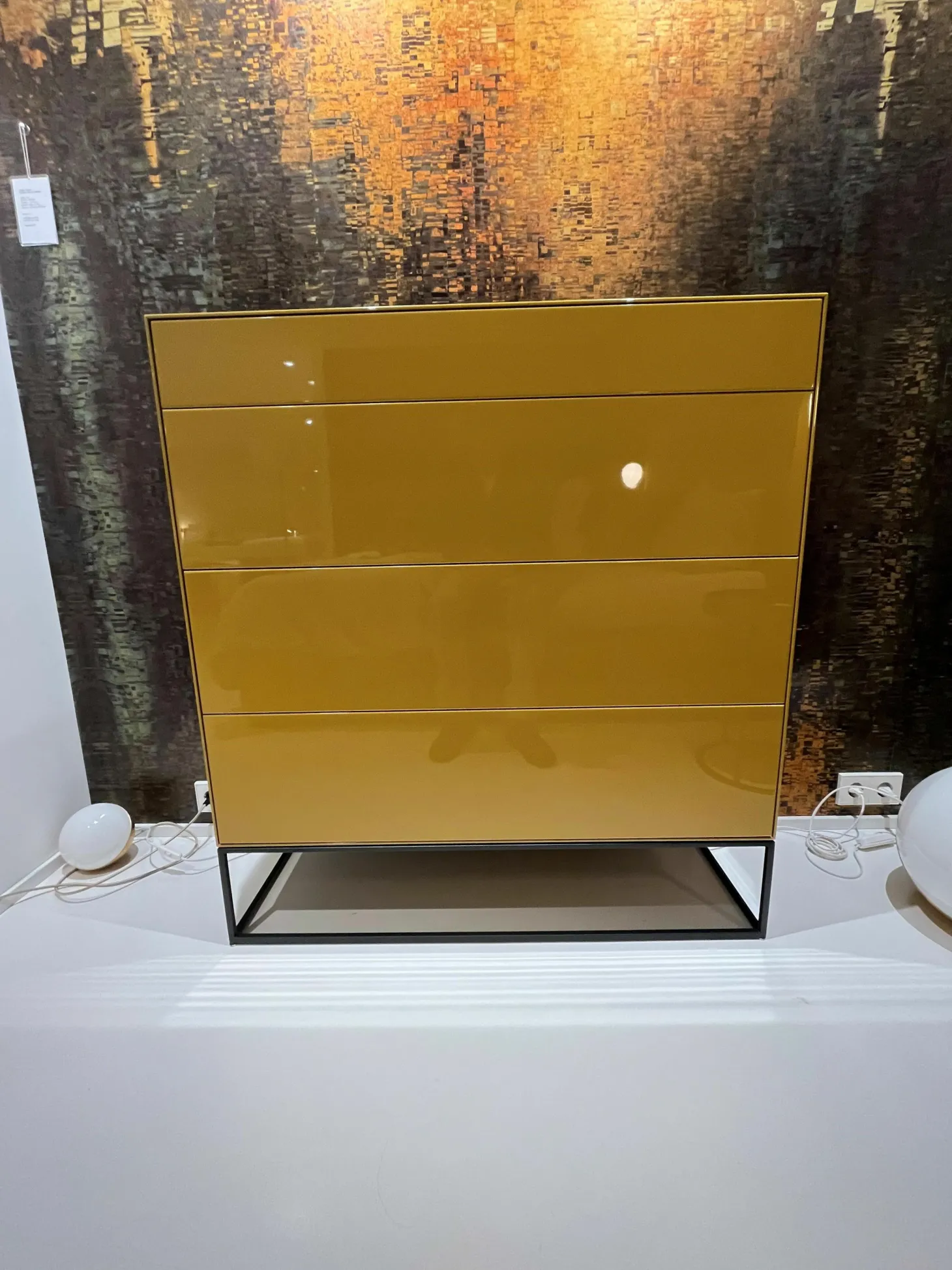 Sideboard Nex Lack Hochglanz Gold H29