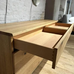 Sideboard Nox 3 Eiche Wild Natur Geölt mit 3 Tandemladen Quadratgriff QE Edelstahl