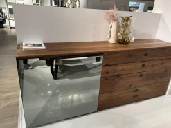 Sideboard Nox Nussbaum Wild Naturöl Glasausführung Palladium Glas Mit Beleuchtung