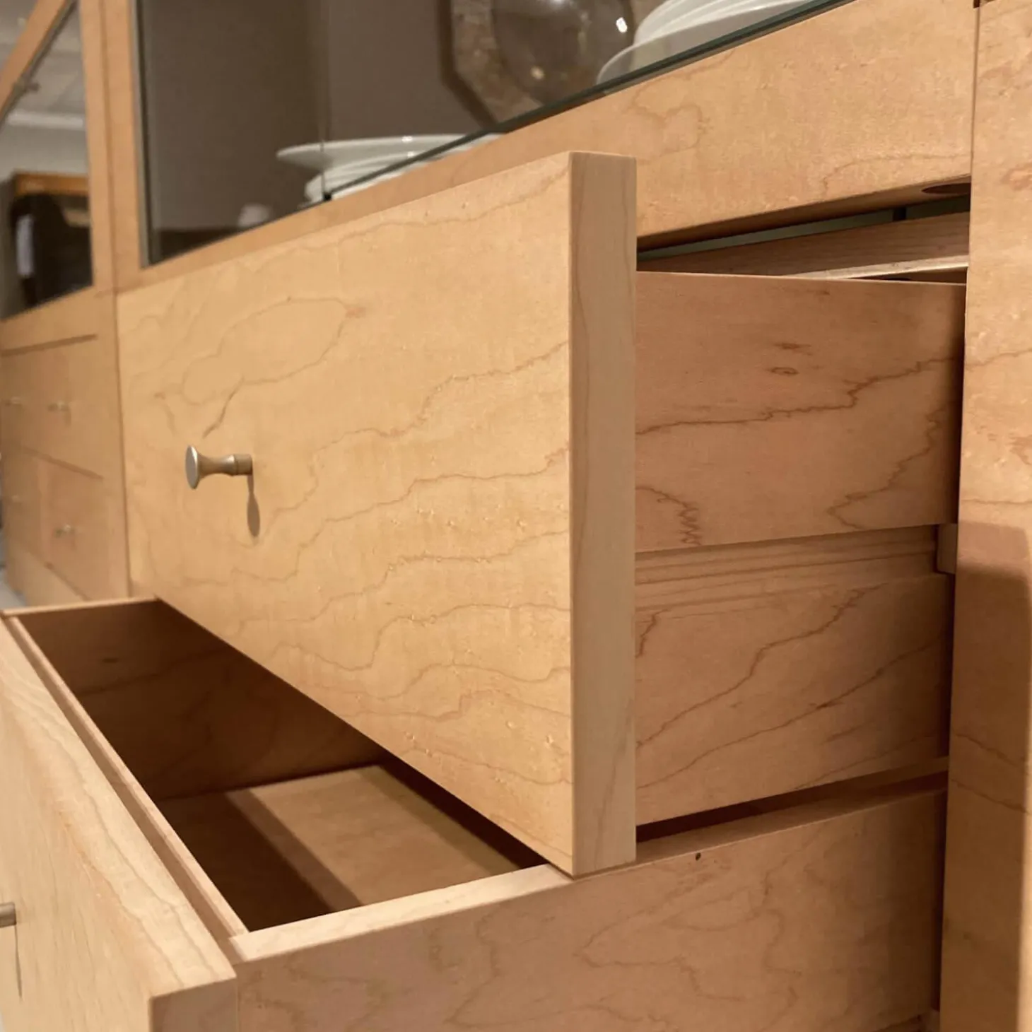 Sideboard Oli Ahorn Ton 28 Natur Matt Glas