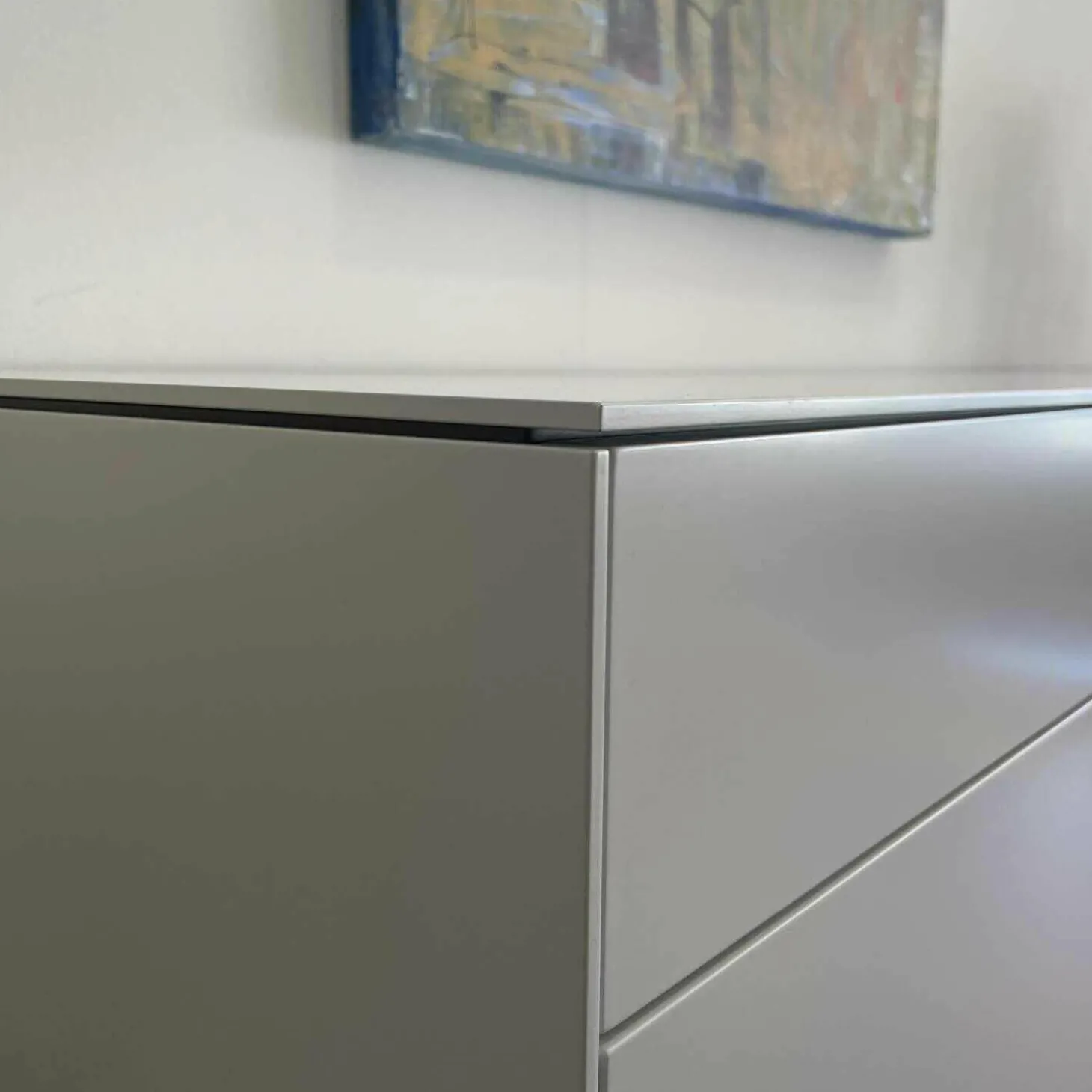 Sideboard Pulse Stehend Außen A02 Ice Mattlack Innen A25 Taupe Mattlack