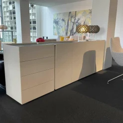 Sideboard Raumteiler Jorel Lack Kristallweiß Abdeckplatte Eiche Dunkel