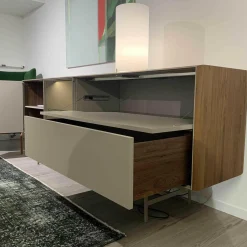 Sideboard S100 Nussbaum Taupe Zierleiste Edelstahl Poliert