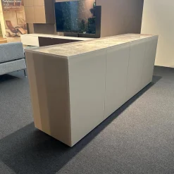 Sideboard Side Korpus Smart Lack Pepple Grau Front Glas Pepple Grau Deckplatte Glas Marmor Travertin Beige Glänzend