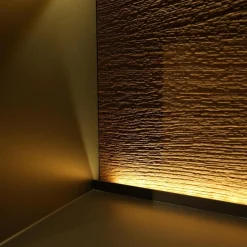 Sideboard 418T Vara Kerneiche Umato Sägerau Gebürstet Titan Grau Mit Vitrine 9612 Beleuchtung Kufen 1045 Anthrazit