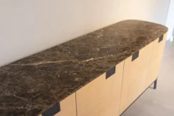 Sideboard Tesaurus Front Eiche Hell Innen Ahorn Frise Abdeckplatte Marmor Emperador Grau