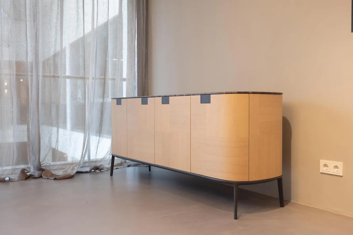 Sideboard Tesaurus Front Eiche Hell Innen Ahorn Frise Abdeckplatte Marmor Emperador Grau