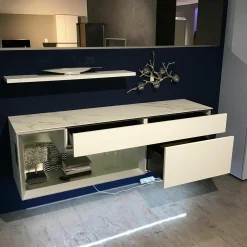 Sideboard Tetrim 981003 Lack Weiß Abdeckplatte Keramik Calacatta Weiß Mit Wandboard Und Beleuchtung