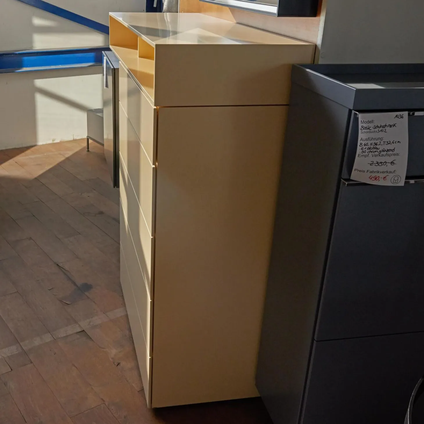 Sideboard Und Offenes Element Cosmo Sonderlack Sikkens F2.15.85 Pastell Orange