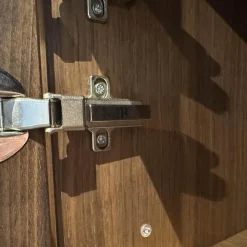 Sideboard Vela Nussbaum Ohne Knoten Geölt