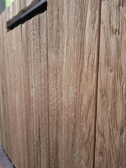 Sideboard Vgalvino Wildeiche Rustico Schwarz Metallakzent