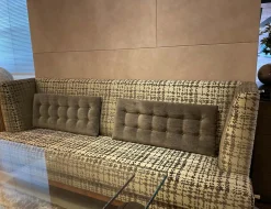 Sitzbank Polo Dining Stoff Pisa Dunkelbeige Gestell Nussbaum