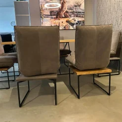 Sitzgruppe Tablo Leder Navajo Elefant 2020 63 Plateau Alteiche Und Plateau Bezogen Leder Untergestell Pulverbeschichtet Schwarz Matt Ohne Tisch