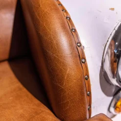 Sofa 21688 Autoform Ambassador mit Scheinwerfern Leder/Metall weiß braun-rot Vintage